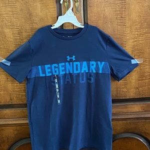 Under Armour Boys Navy Blue Tee Shirt NWT
